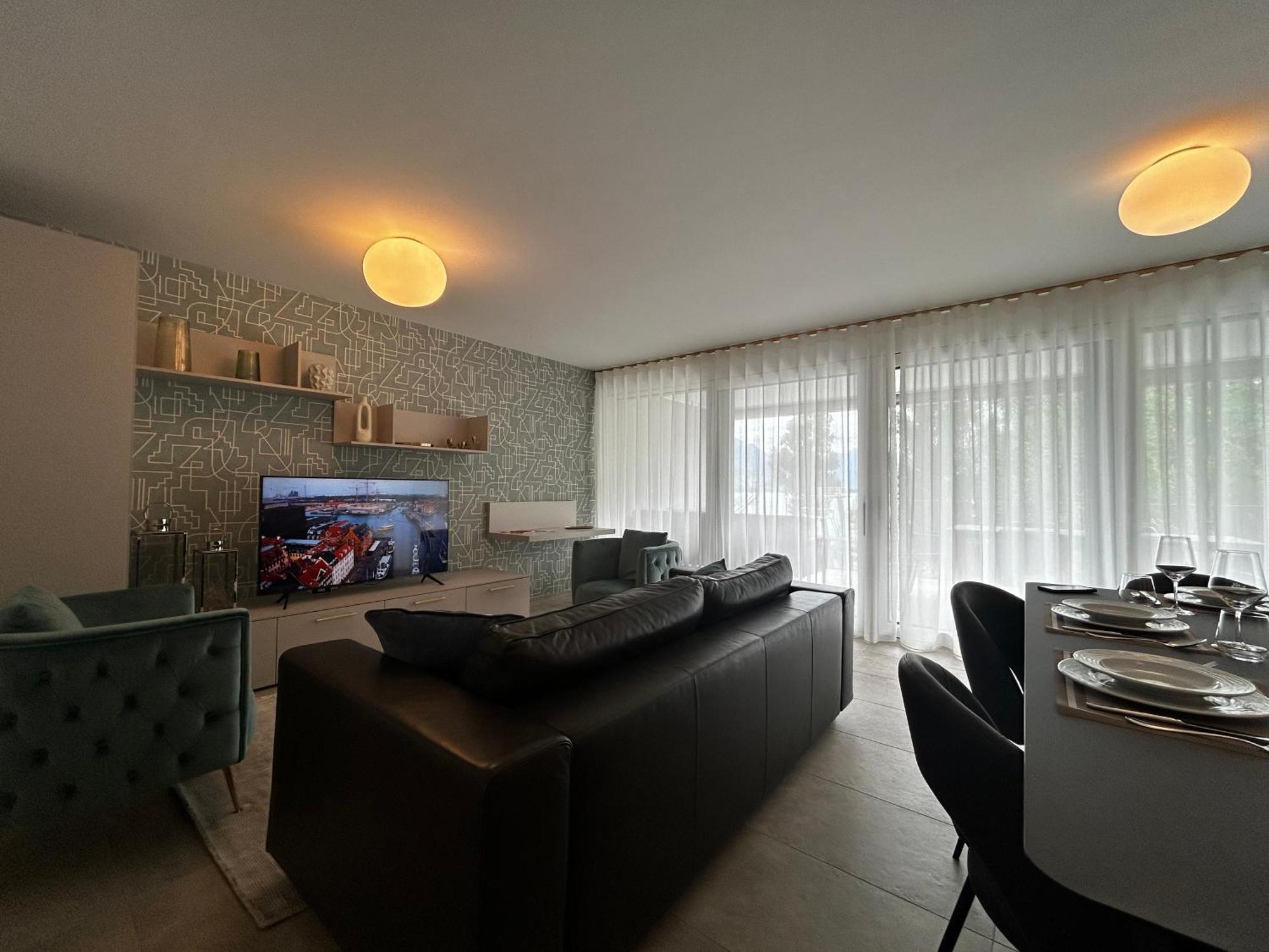 Family Apartment, Near The Beach Whit Private Park Locarno Eksteriør billede