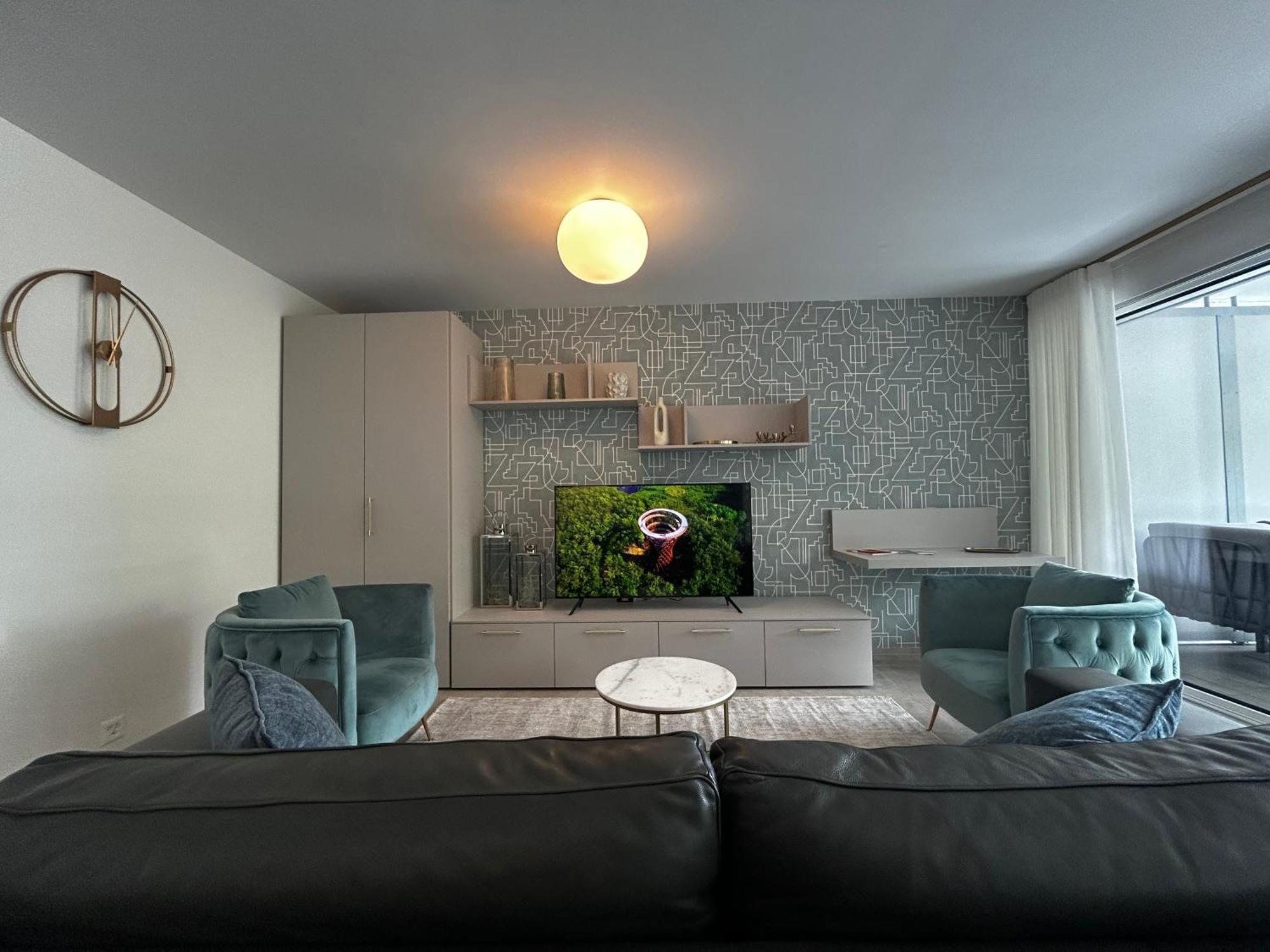 Family Apartment, Near The Beach Whit Private Park Locarno Eksteriør billede