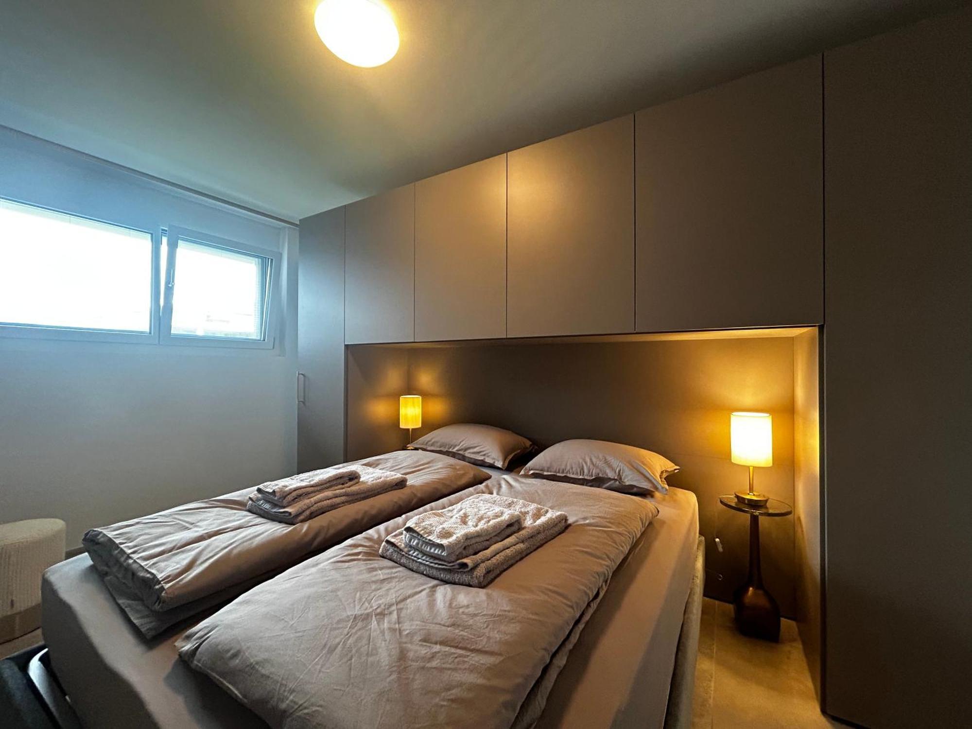 Family Apartment, Near The Beach Whit Private Park Locarno Eksteriør billede