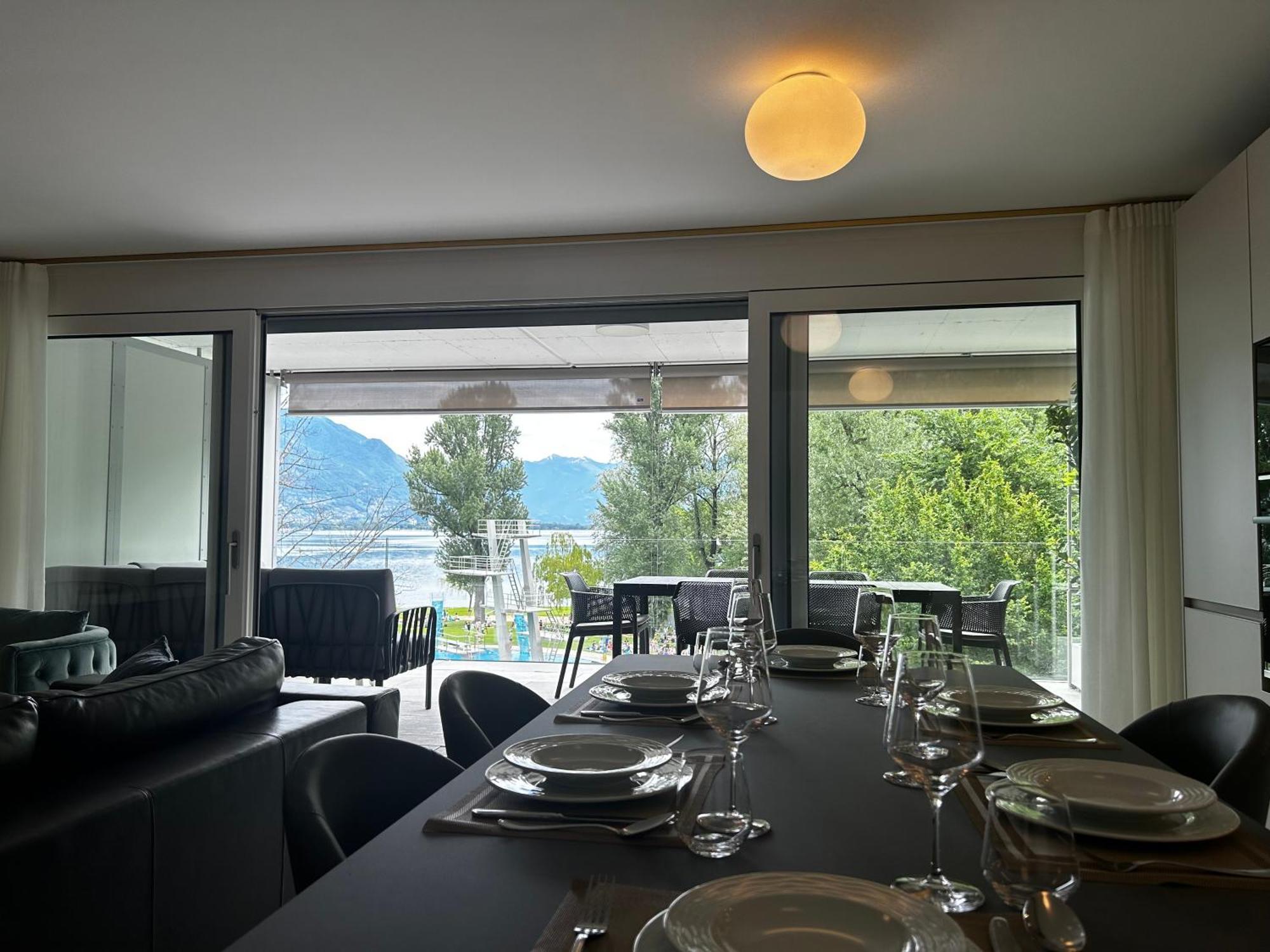 Family Apartment, Near The Beach Whit Private Park Locarno Eksteriør billede
